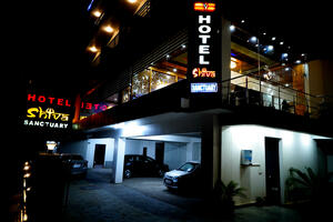 Hotel with Good View in Mcleodganj - Shimla photo 1