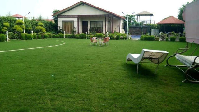 Lake View Farms Noida Premium Farmhouse
Destination photo 1