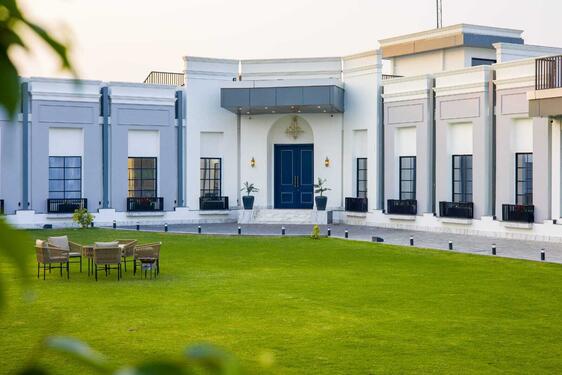 Best Farmhouse In Faridabad for Weddings by
Sloshout