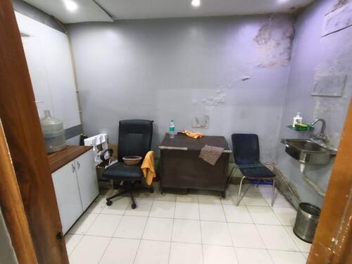 Fully Furnished  Office  Space For Rent at
Bhowanipore photo 1
