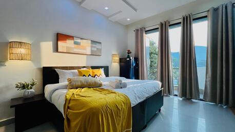 INR 3000/month,  Furnished,  450 Sq. Feet,  Studio Apartment Near DLF Cyber City Gurgaon