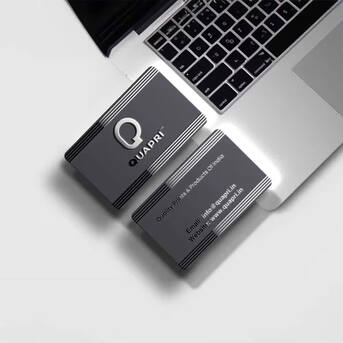 INR 8,  Raised Foil Visiting Cards