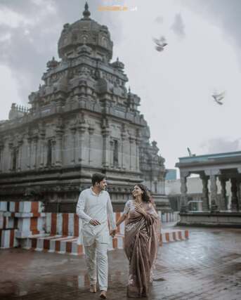 Temple Pre Wedding Photoshoot In Chennai |  Moments Book Photography