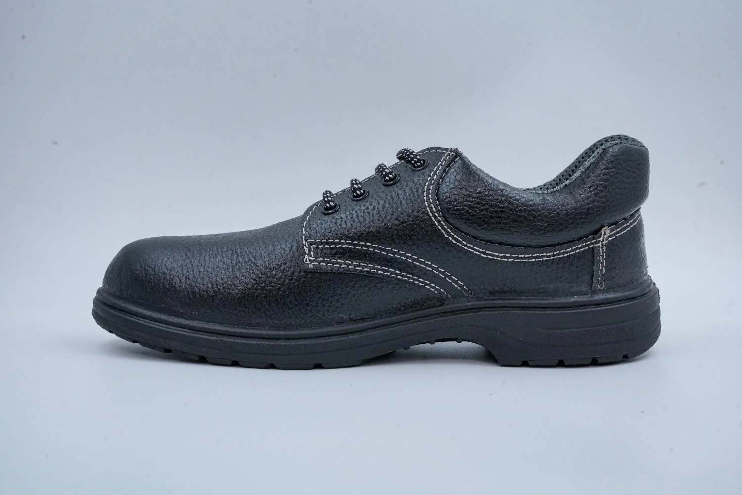 INR 1000,  PVC Safety Shoes Manufacturers | Durable Industrial Safety Footwear