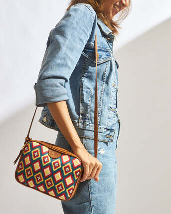 Buy Stylish Sling Bags For Women - Trendy & Functional photo 1