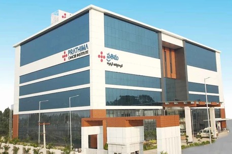 Best Laparoscopic Surgeon In Warangal | Prathima Cancer Institute
