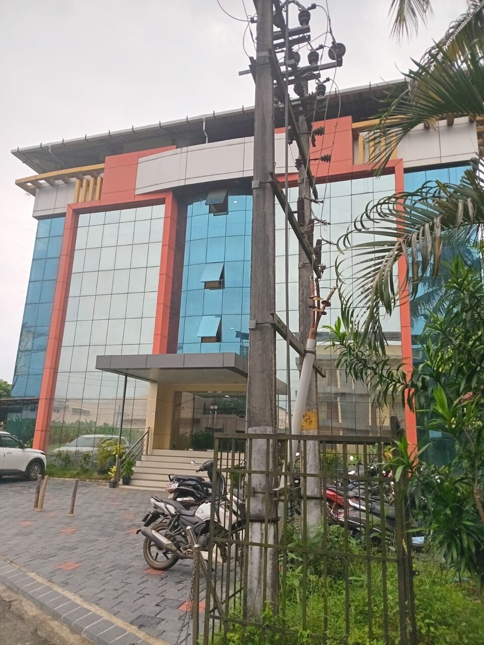 INR 18,  1 BR,  Flat For Sale Near Airport Kochi