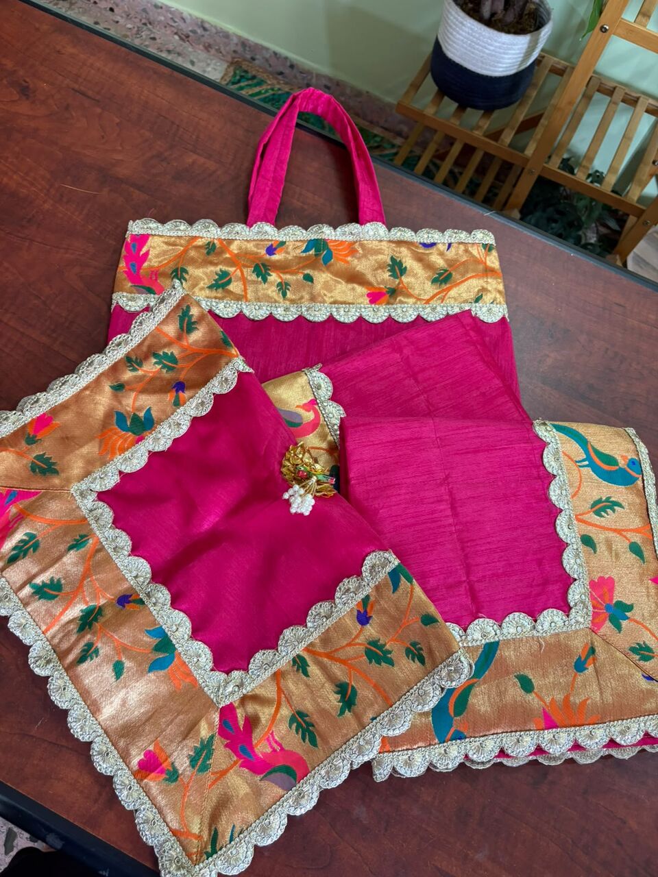 INR 1999,  Do You Like Handmade Gift Items? photo 1