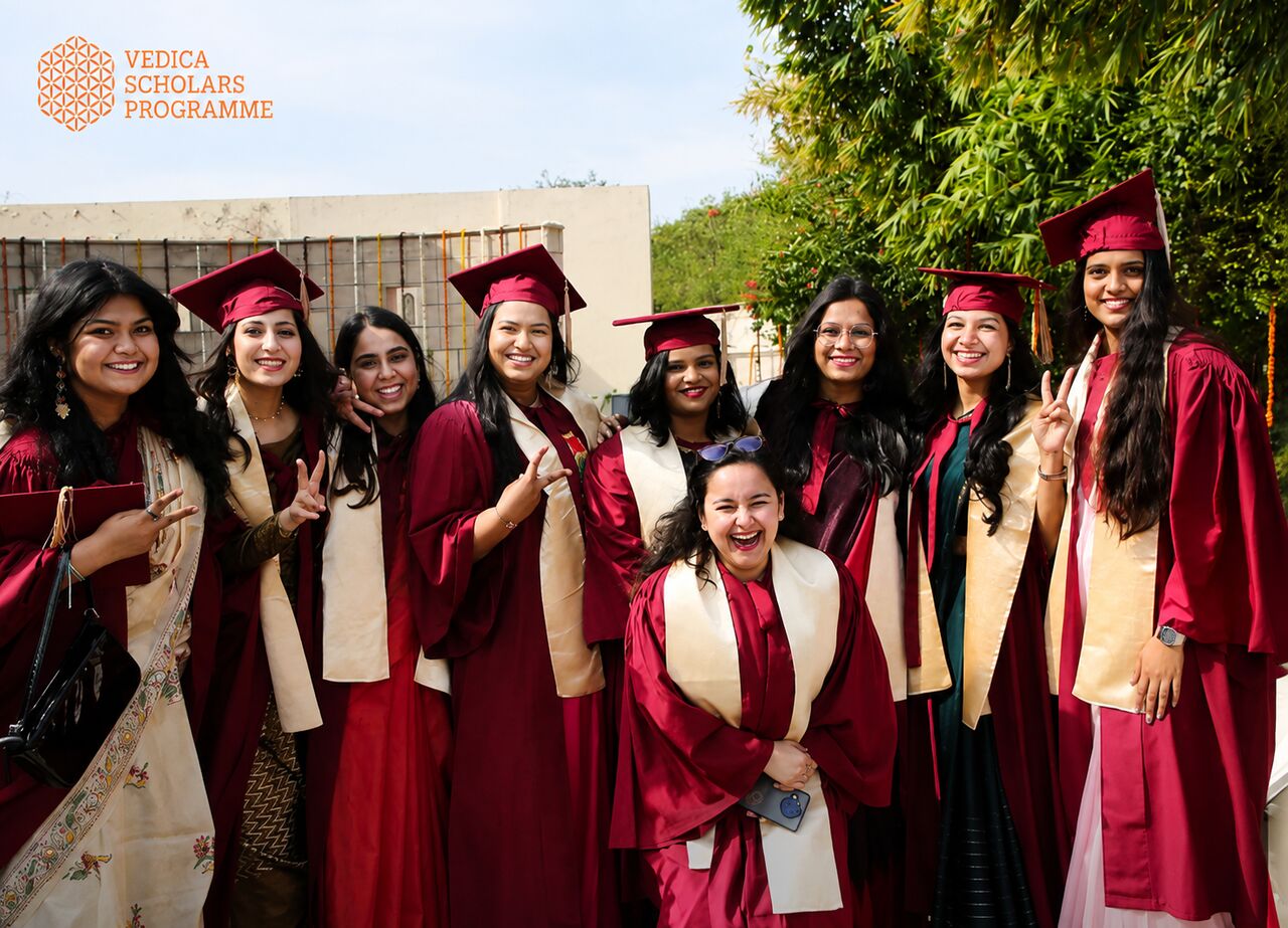 Management Institutes In Indore – Develop Management Skills photo 1