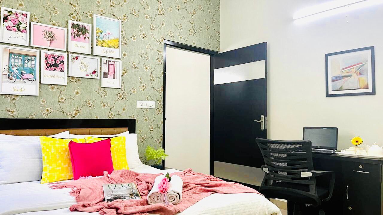 INR 7500/day,  Furnished,  2 BR,  950 Sq. Meter,  Two Bedroom Apartment Jaipur photo 1