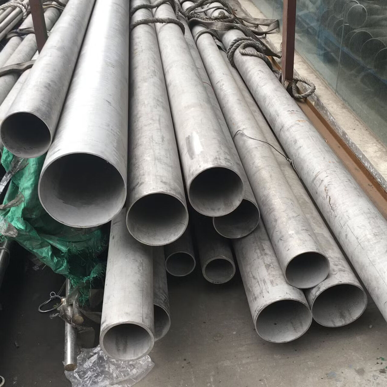 INR 2000,  Stainless Steel Pipe Manufacturer In India — Bulk & Custom Orders photo 1