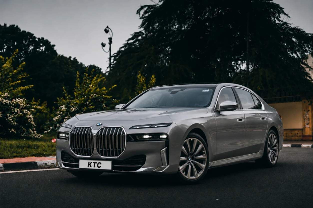 Luxury Car Rental In India photo 1