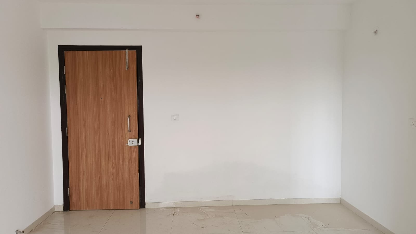 Selling a well-maintained [1 BHK] flat in Lodha Premier Casa Fiora, Palava City, Dombivli East photo 6