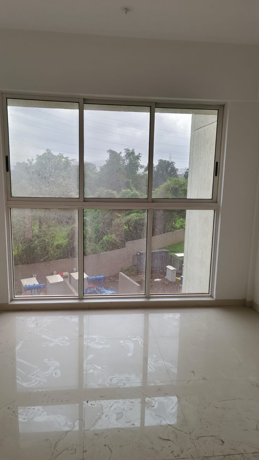 Selling a well-maintained [1 BHK] flat in Lodha Premier Casa Fiora, Palava City, Dombivli East photo 7