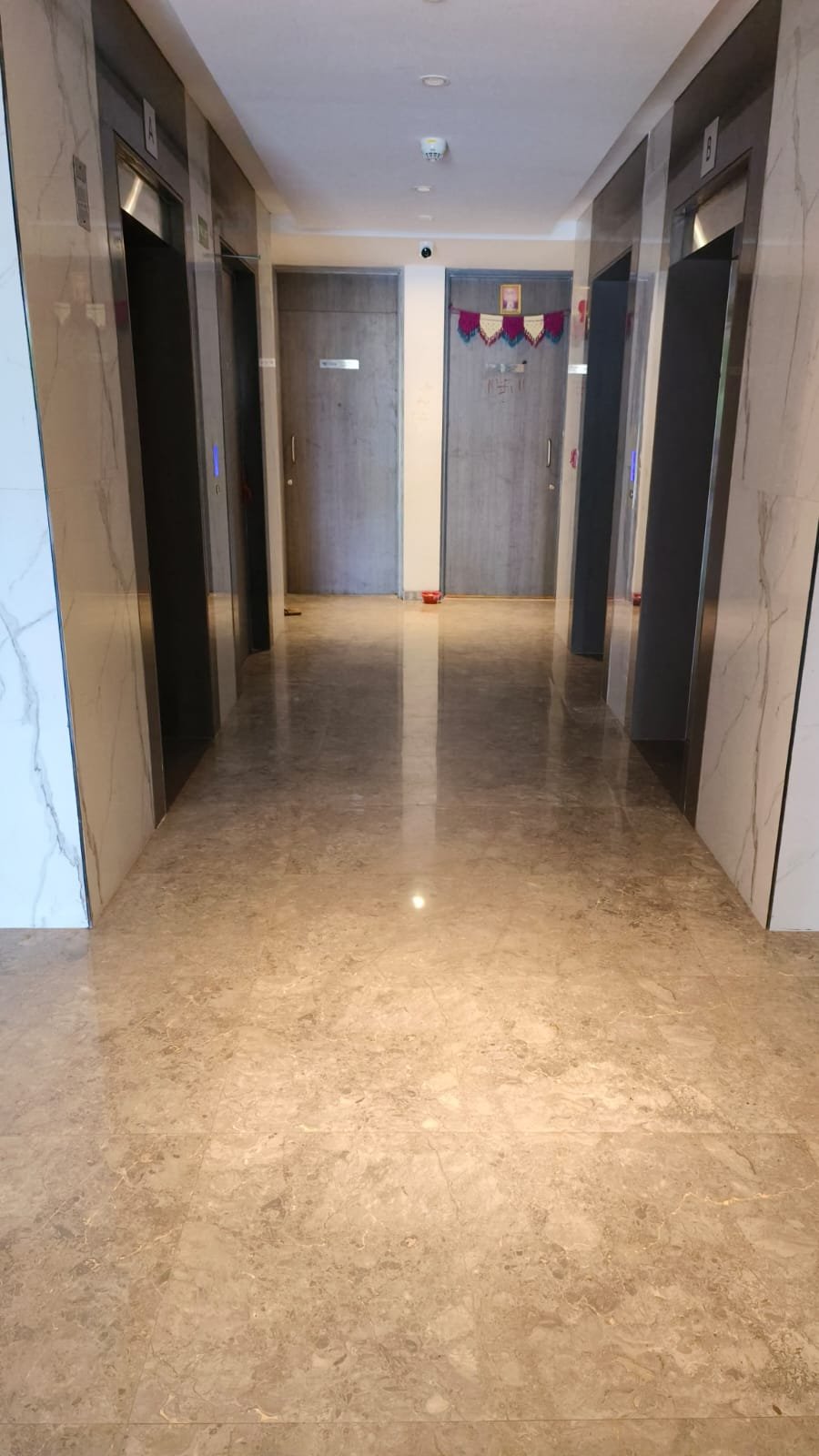 Selling a well-maintained [1 BHK] flat in Lodha Premier Casa Fiora, Palava City, Dombivli East photo 1