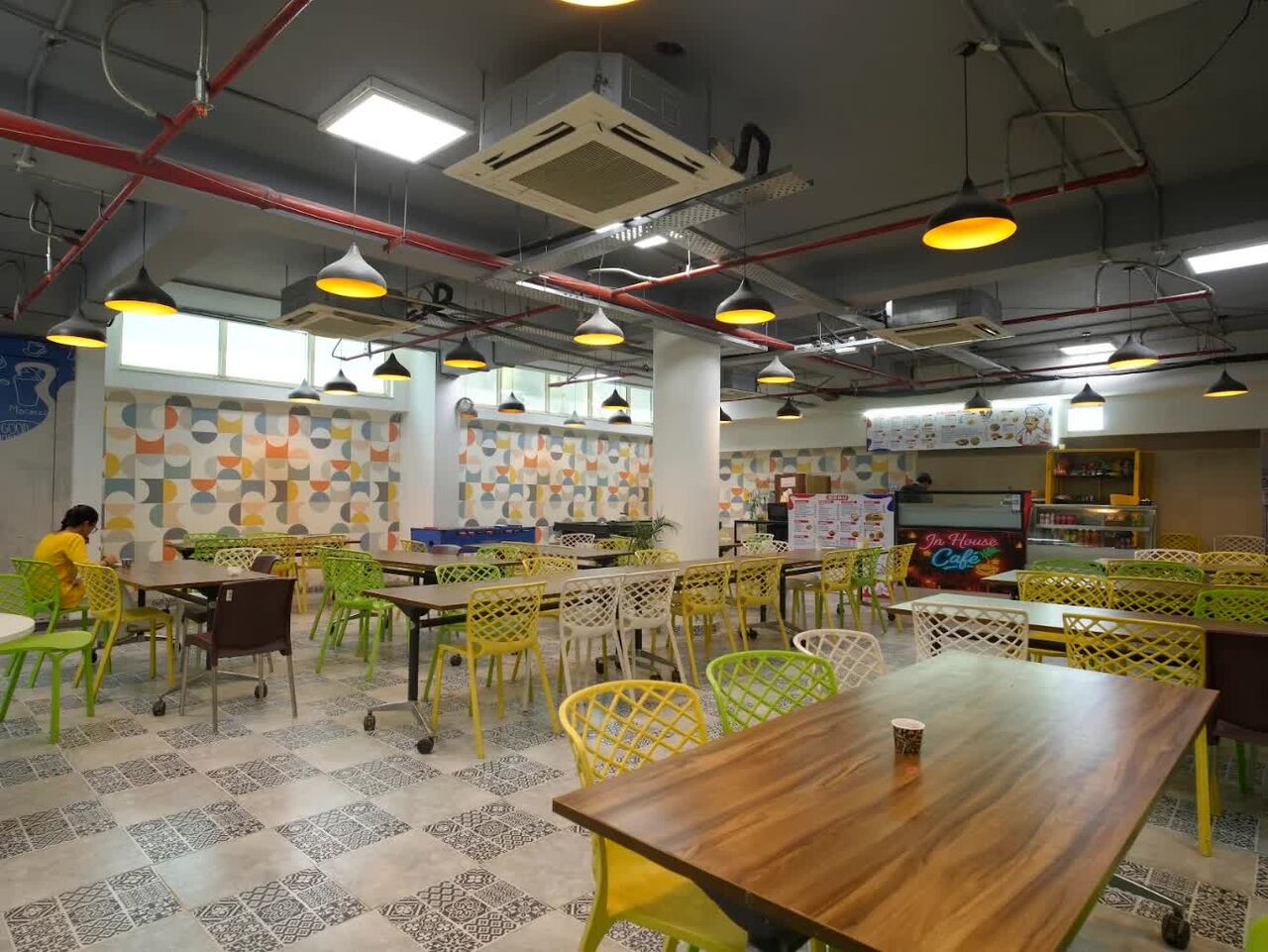 INR 5999,  When The New Office Isn't Ready Yet: Interim Coworking Space In Pune photo 1
